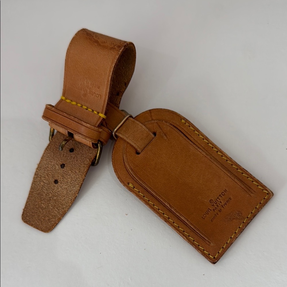 Louis Vuitton Brown Leather Luggage Tag
